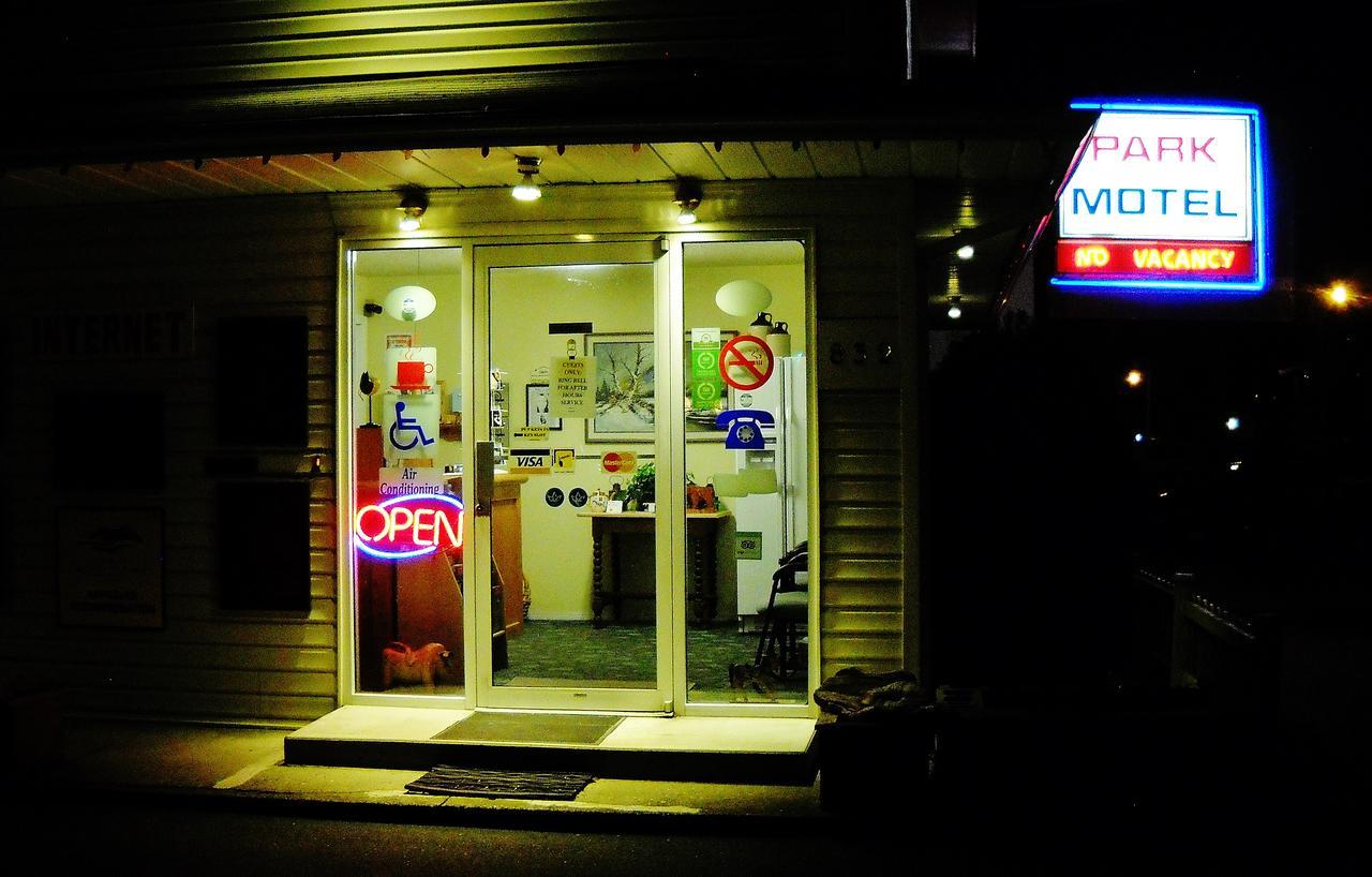 Park Motel Hope Bagian luar foto