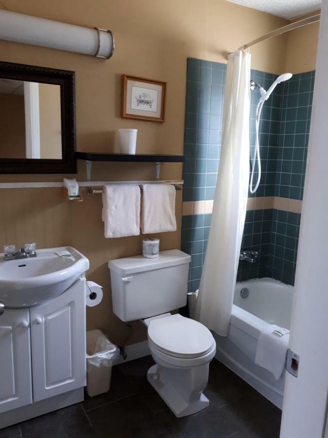 Park Motel Hope Bagian luar foto